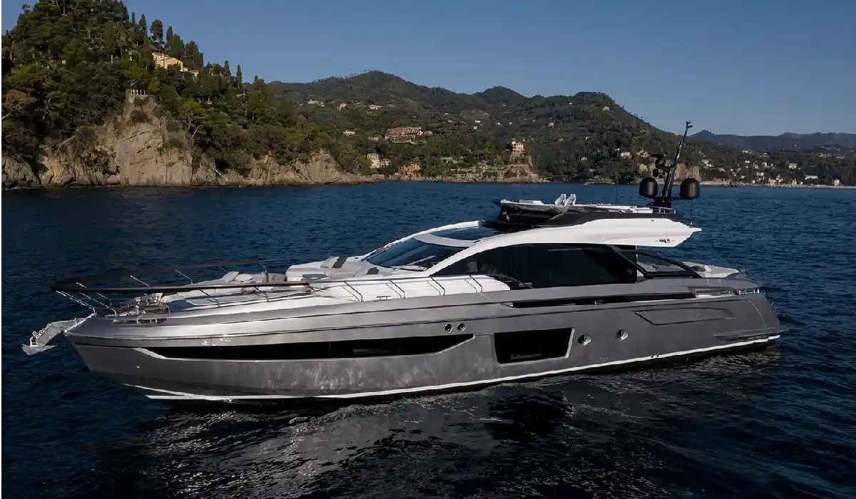 Azimut - S8 Myne - Luxury Yacht Charter - Preowned Luxury Yachts - Exclusive Concierge Club.webp